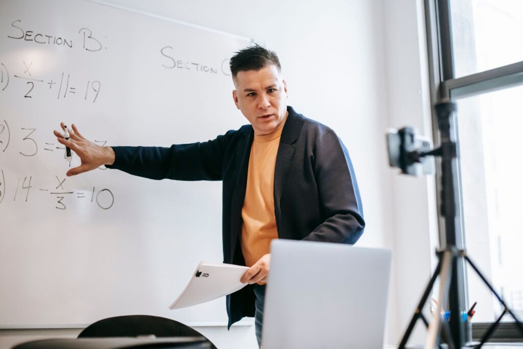 SAT Prep Classes vs Self-Study: Which Is Better for Students?